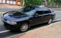 Selling Black Mitsubishi Lancer 2000 in Manila